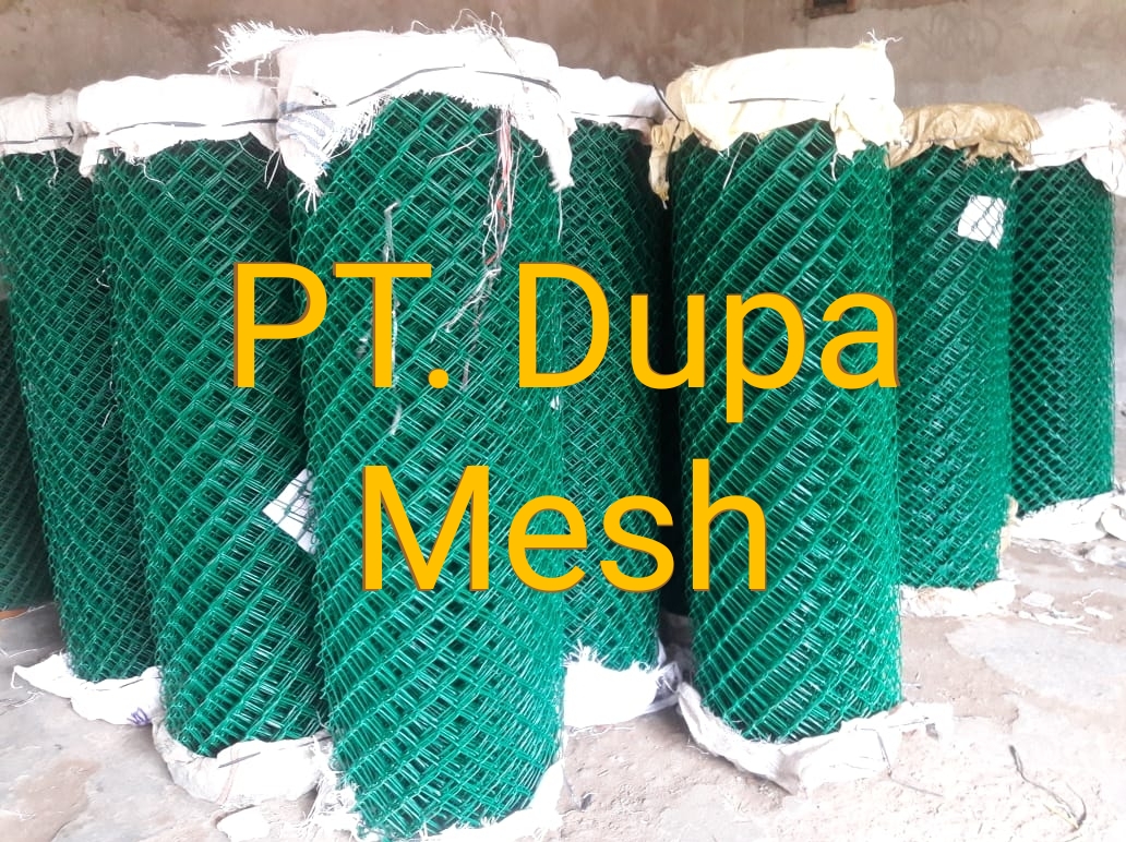 Kawat Harmonika 4 mm spasi 50 x 50 Lapis PVC Hijau