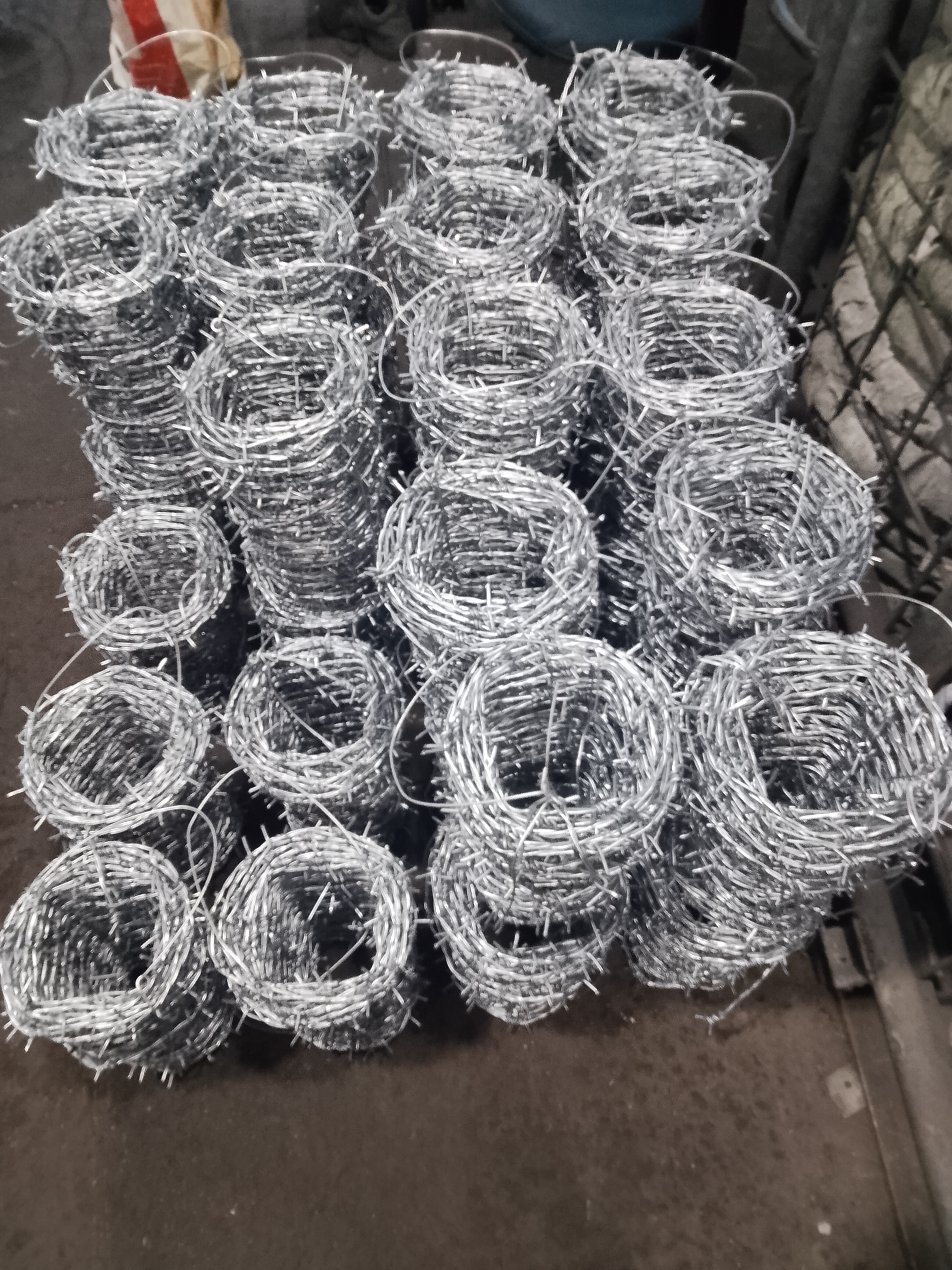 Kawat Duri 30 Mtr HD